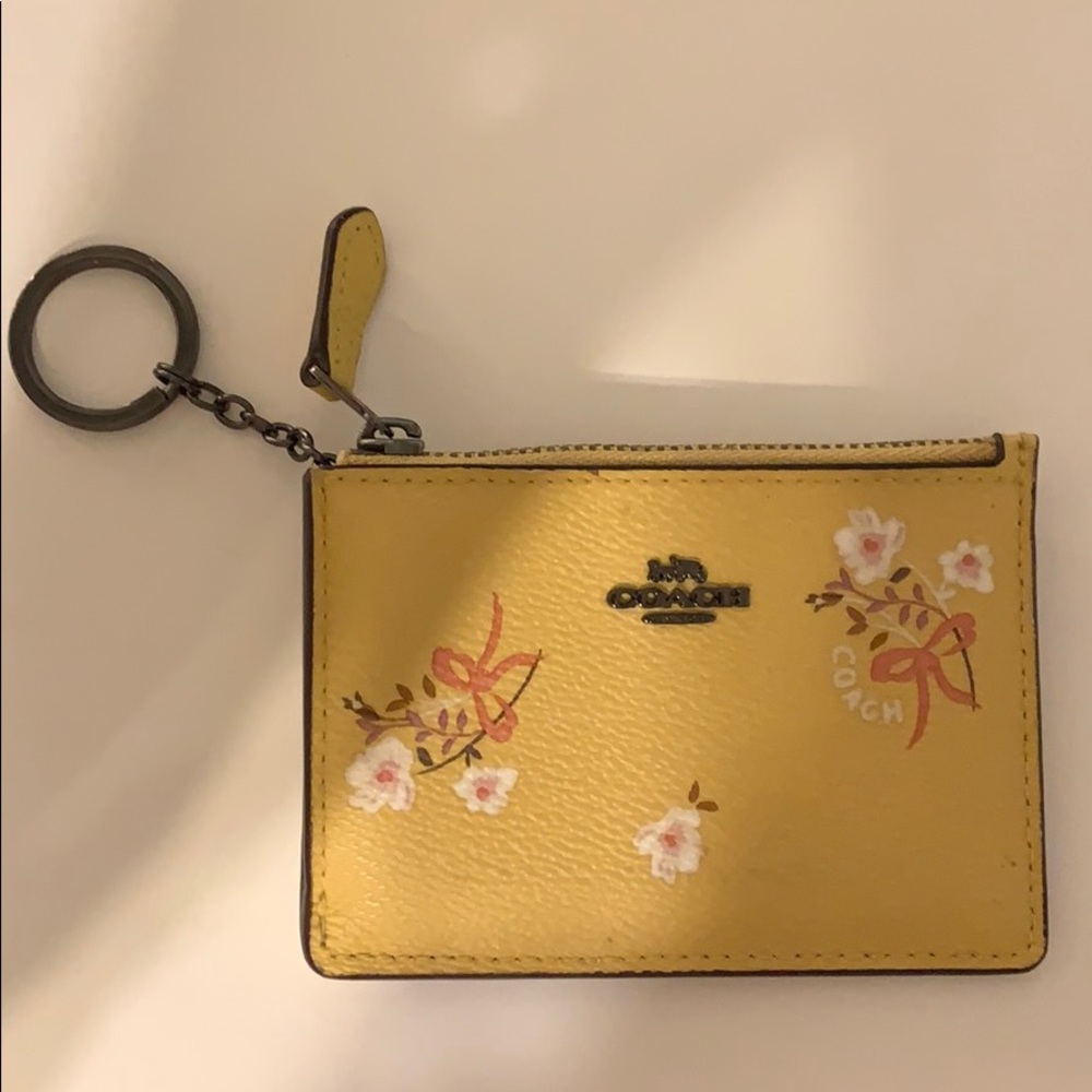 coach mini skinny id wallet